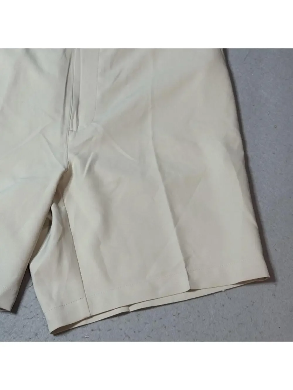 Roundtree & Yorke Performance Men’s Khaki Golf Shorts Size 36 Classic Fit Stretc - Picture 4 of 13